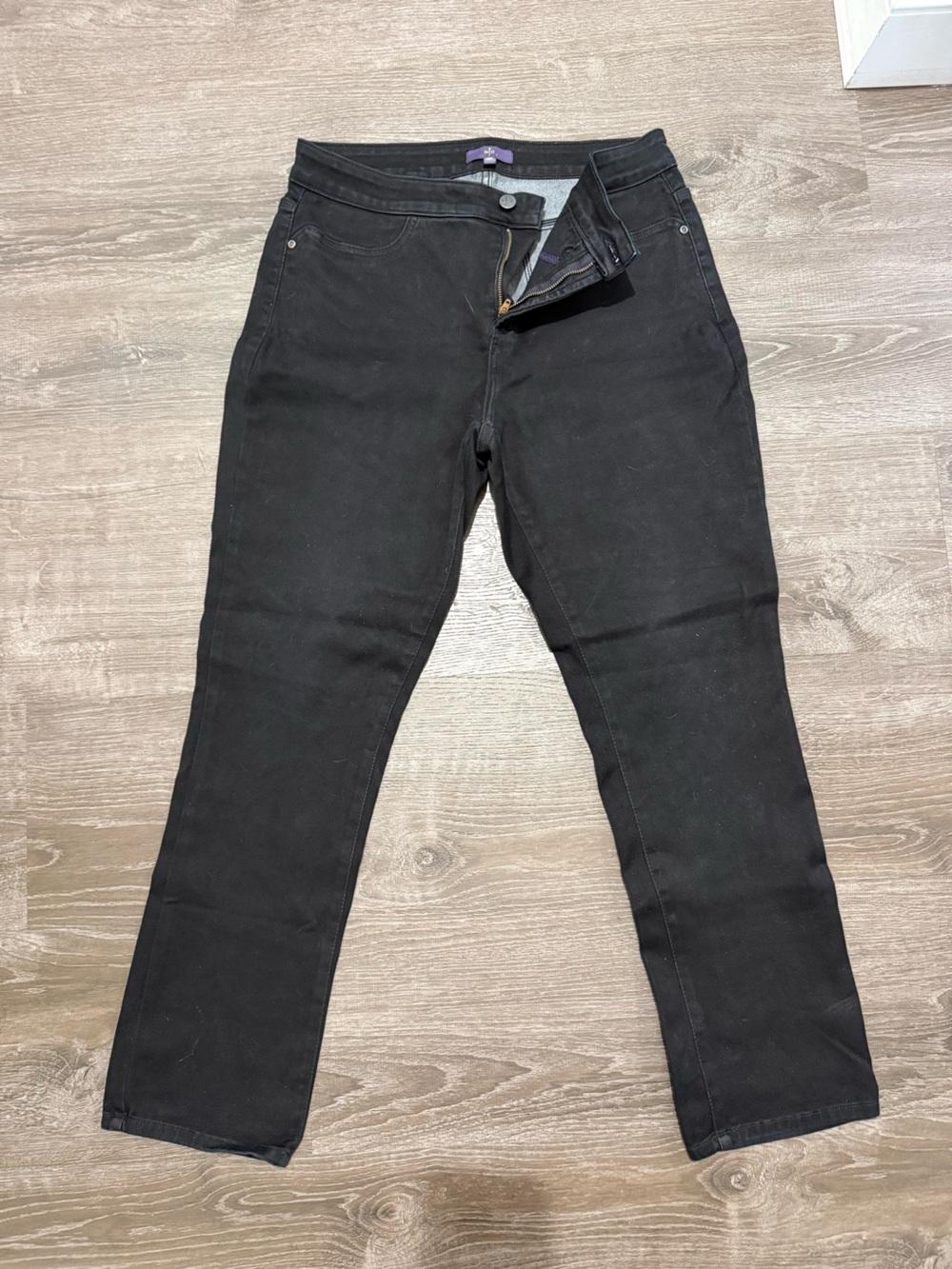NYDJ Black Women’s Straight LegJeans